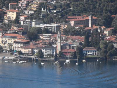 Die Kirche San Vincenzo in Cernobbio am Comer See