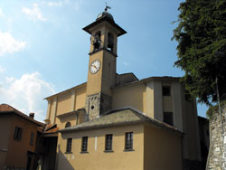 Die Kirche San Giorgio - Lemna - Faggeto Lario
