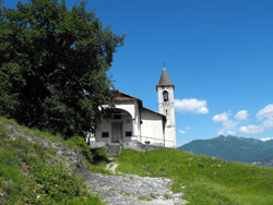 Kirche San Martino (475 m) - Griante | Von Griante zur Kirche und zum Felsen San Martino