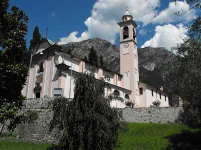 Kirche Sant’Ambrogio in Lierna - Comer See, Italien