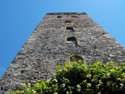 Der Maggiana-Turm in Mandello Lario