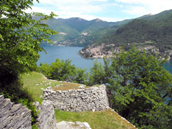 Sentee di Sort (380 m) - Moltrasio | Rundweg von Moltrasio zur Bugone-Hütte