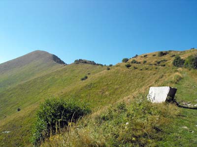 Passo Terrabiotta (1.610 m) | Wanderung Monte San Primo