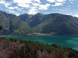 Mezzola-See (428 m) | Von Sorico zum San Fedelino Tempel