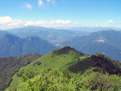 Nordwestgrat (1478 m) - Monte San Primo | Rundwanderung von Veleso zum Monte San Primo