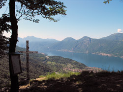 Sentiero del Viandante - 2. Etappe Höher | Croce di Brentalone (Holzkreuz, auf 650 Metern)