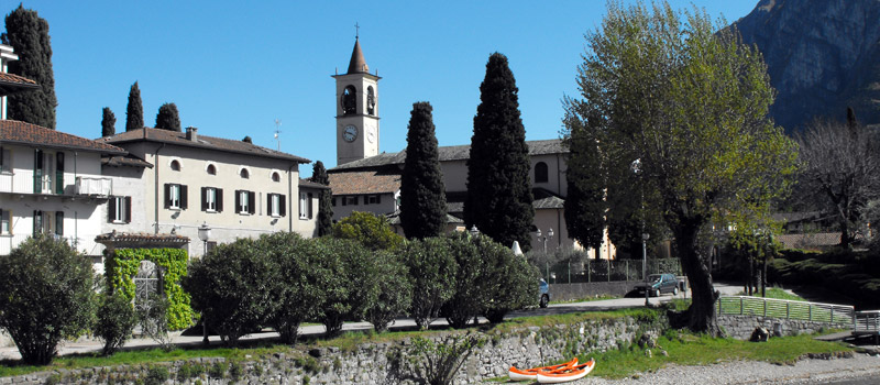 Die Kirche San Lorenzo - Abbadia Lariana