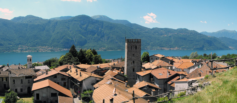 Der Maggiana-Turm in Mandello Lario